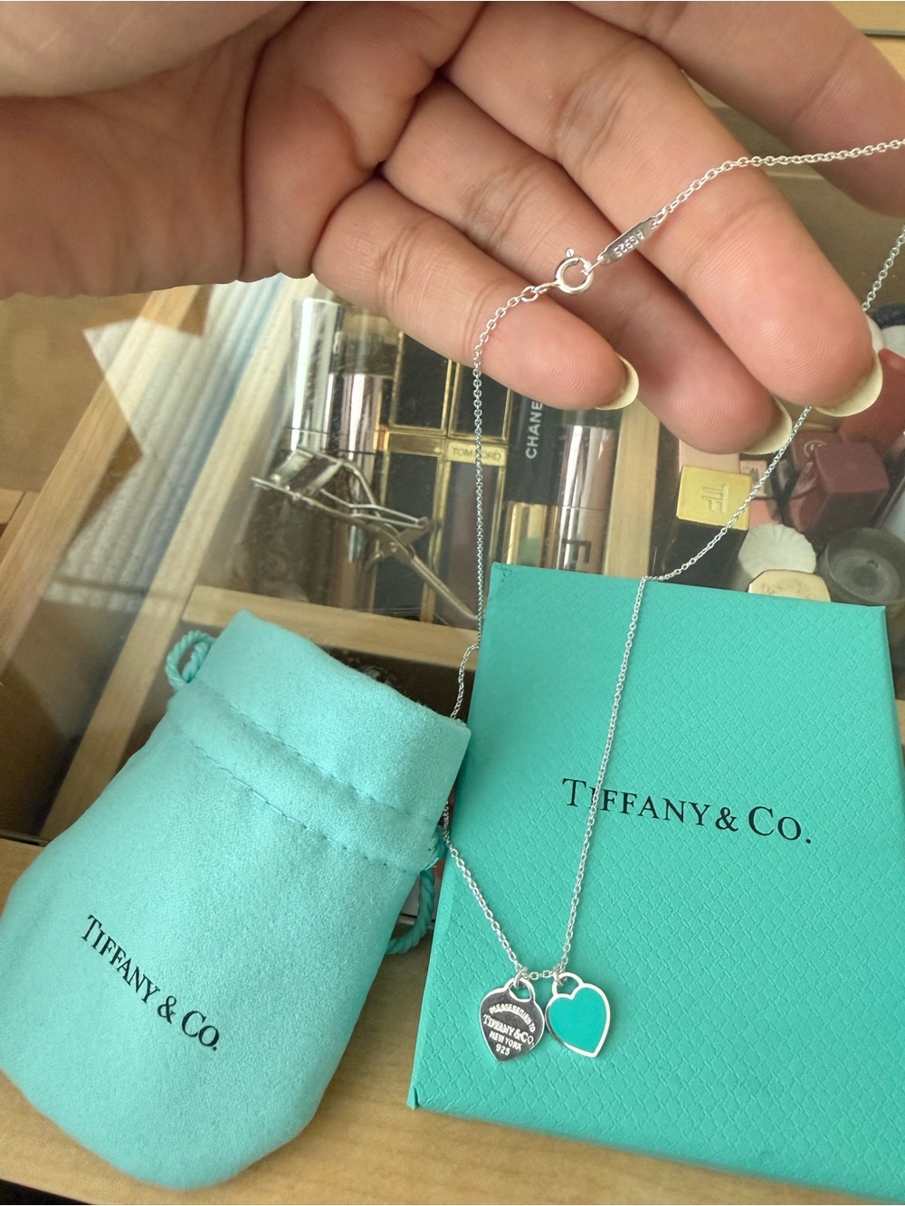 Authentic Tiffany & Co. Double Heart Pendant Necklace in Blue-Green - Picture 6 of 6